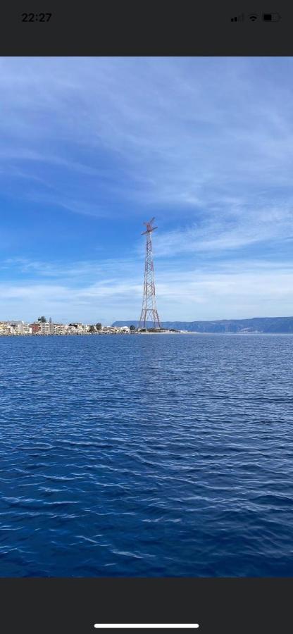 Tra Mare E Lago Torre Faro Luaran gambar